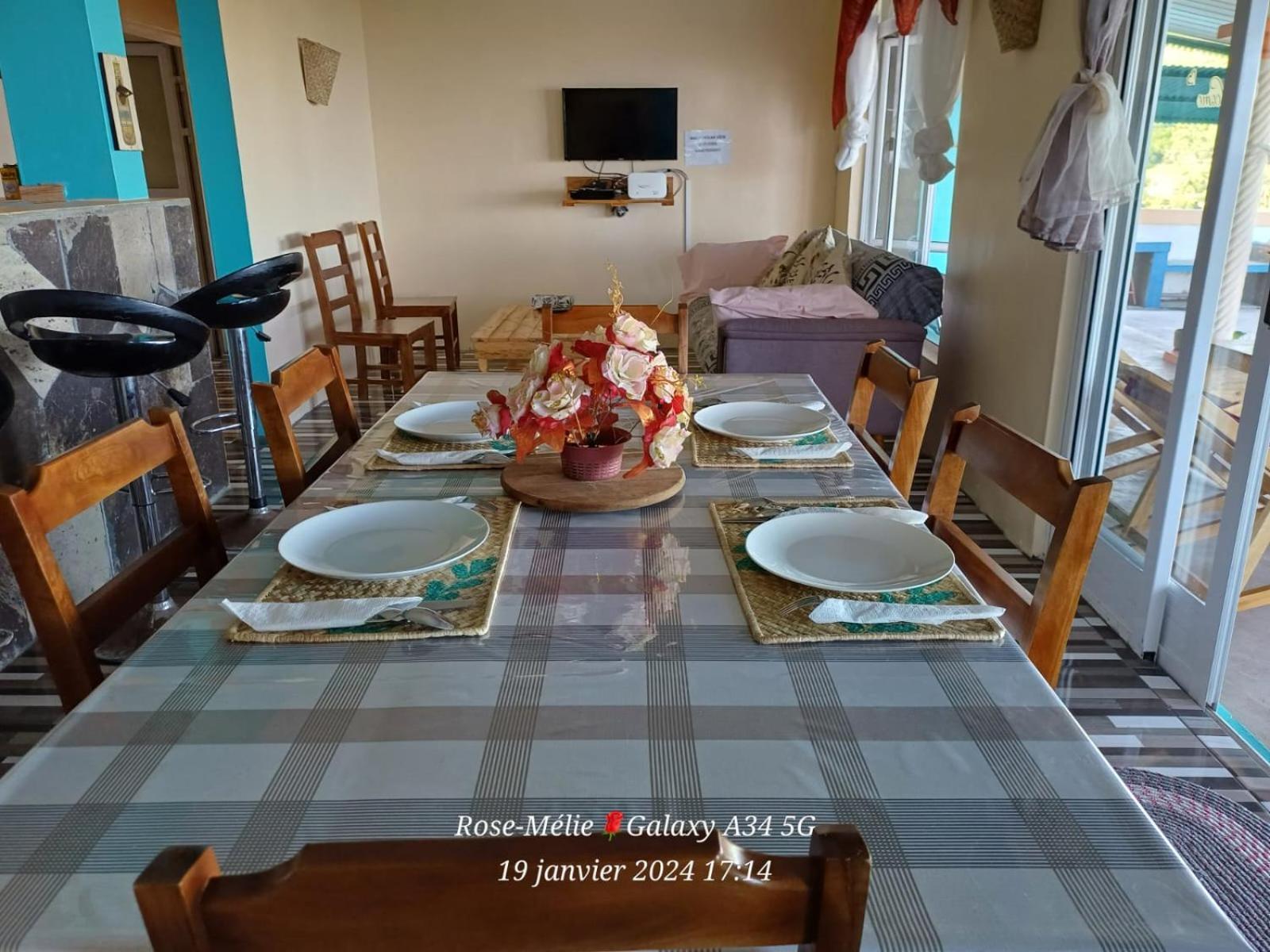 Chez Tonio Magic Ocean View Villa Port South East Екстериор снимка