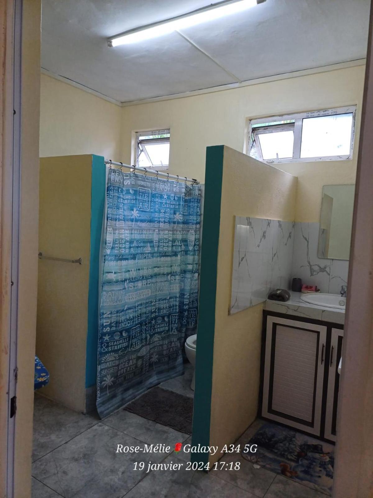 Chez Tonio Magic Ocean View Villa Port South East Екстериор снимка