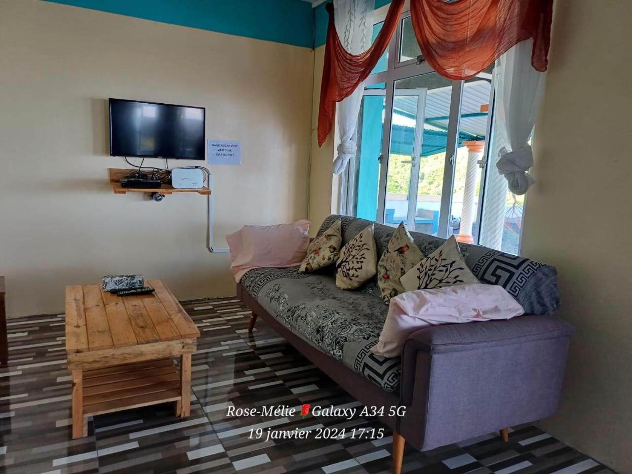 Chez Tonio Magic Ocean View Villa Port South East Екстериор снимка