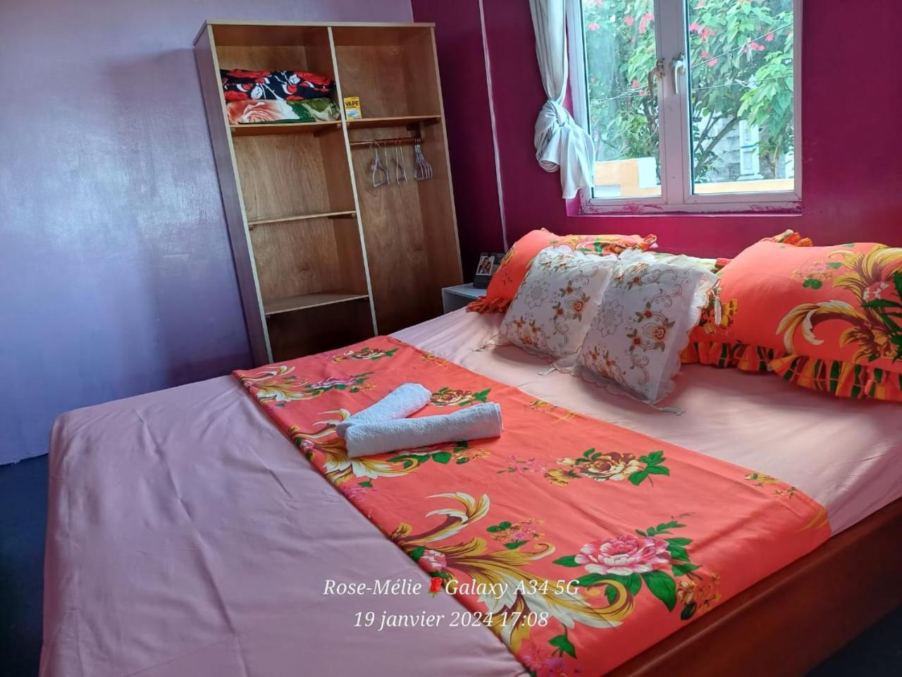 Chez Tonio Magic Ocean View Villa Port South East Екстериор снимка